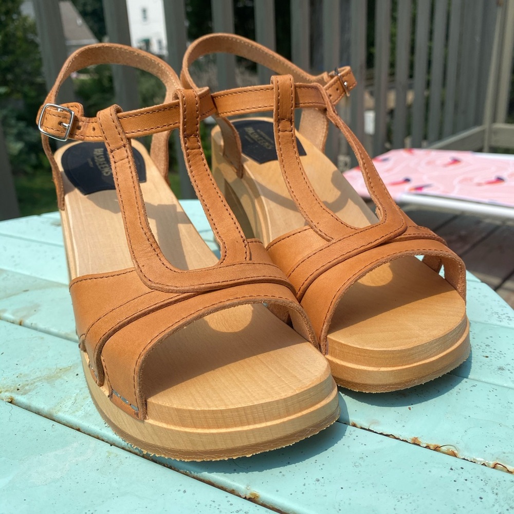 Swedish hasbeens size 39 tan leather heels. New!